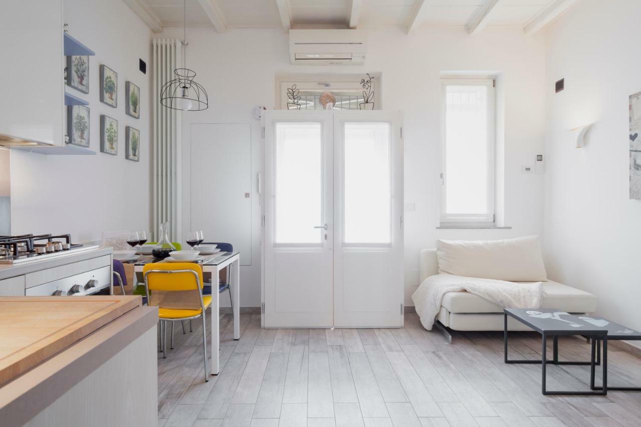 Charming Apartment On The Darsena Navigli - Pulizia Eccezionale Milano Eksteriør bilde